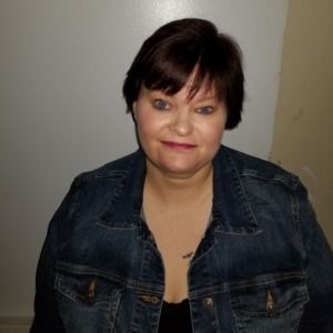 Meet your Posher, Lyndy